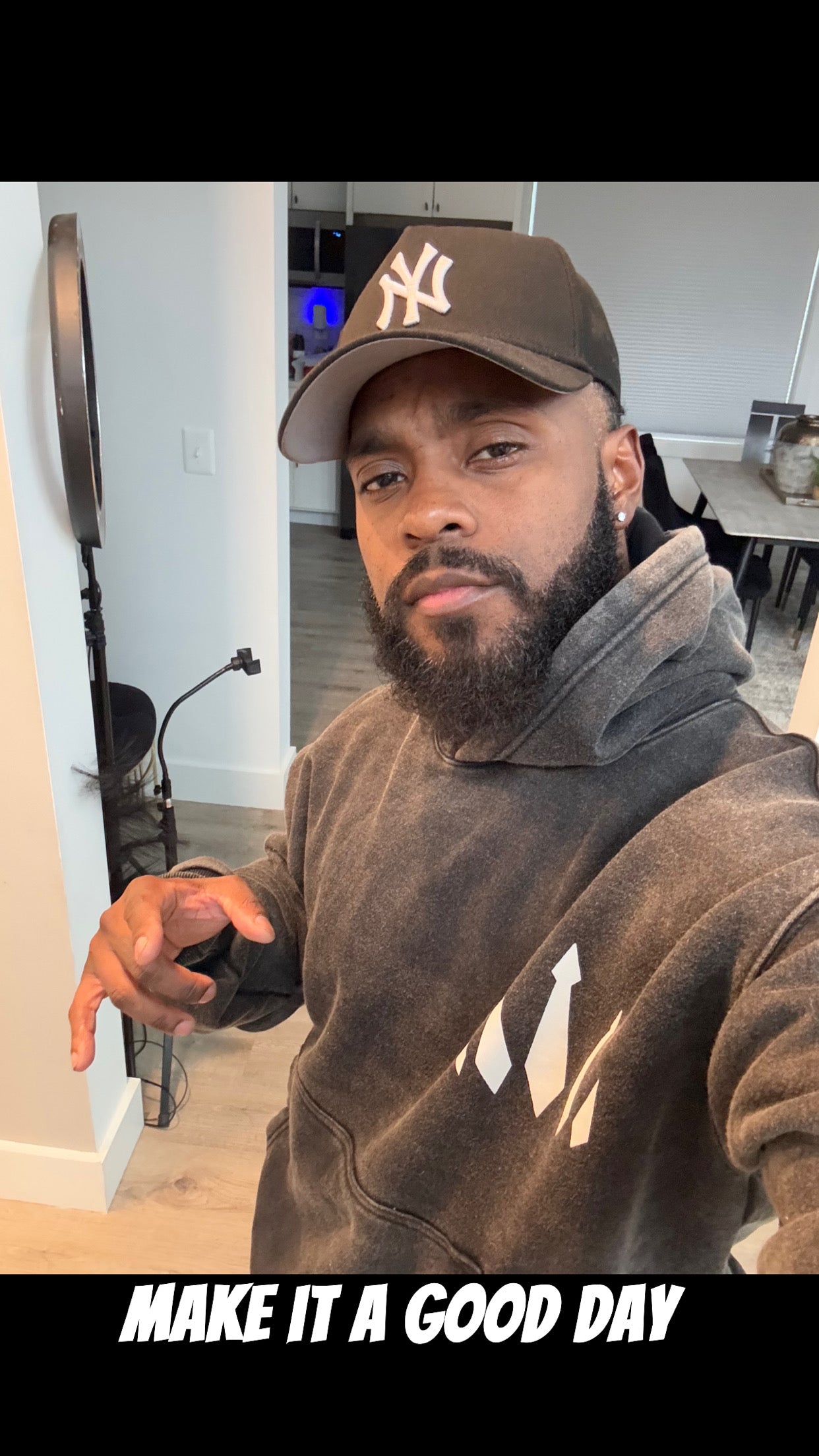 Faded Crown Hoodie Set